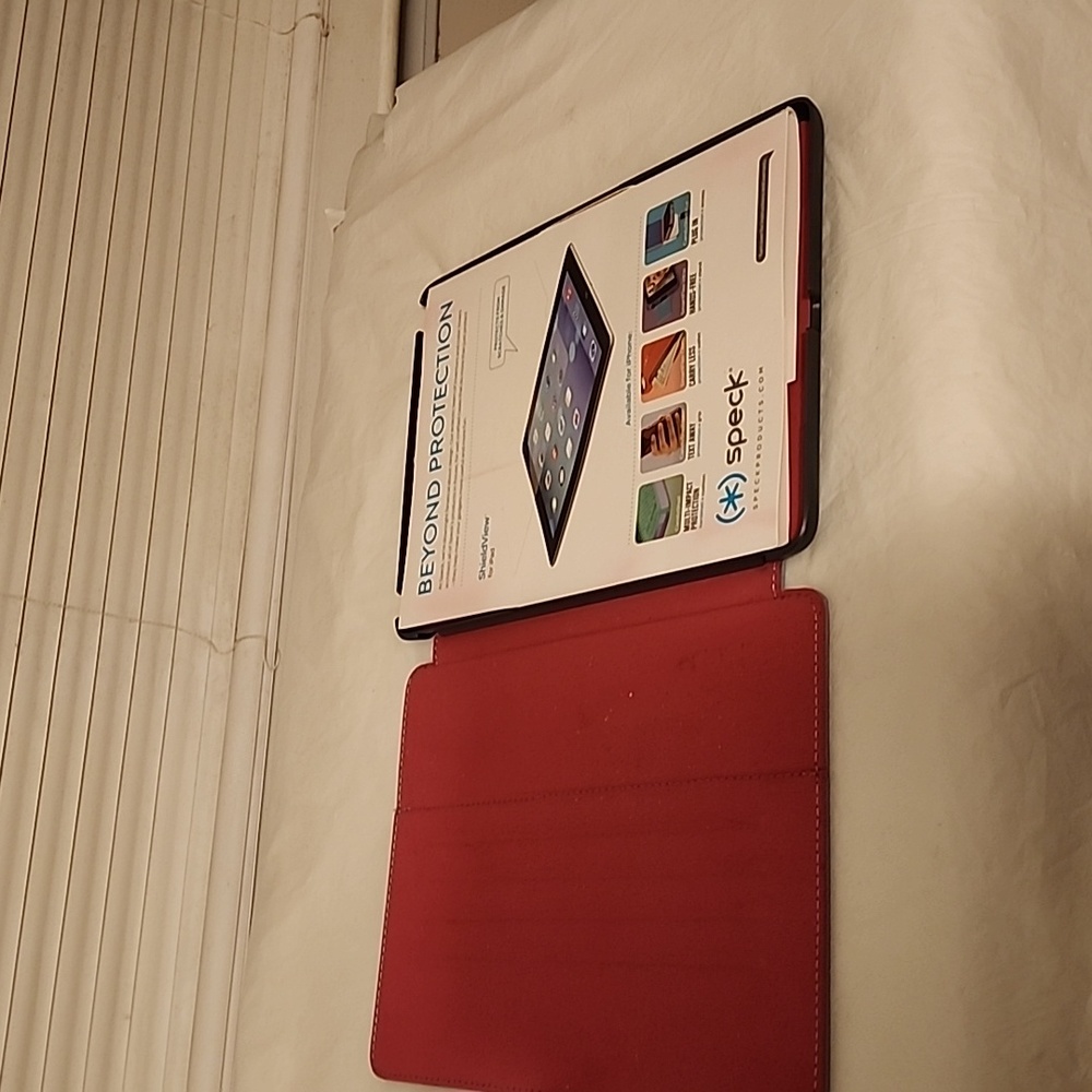 IPAD CASE - Picture 3 of 3